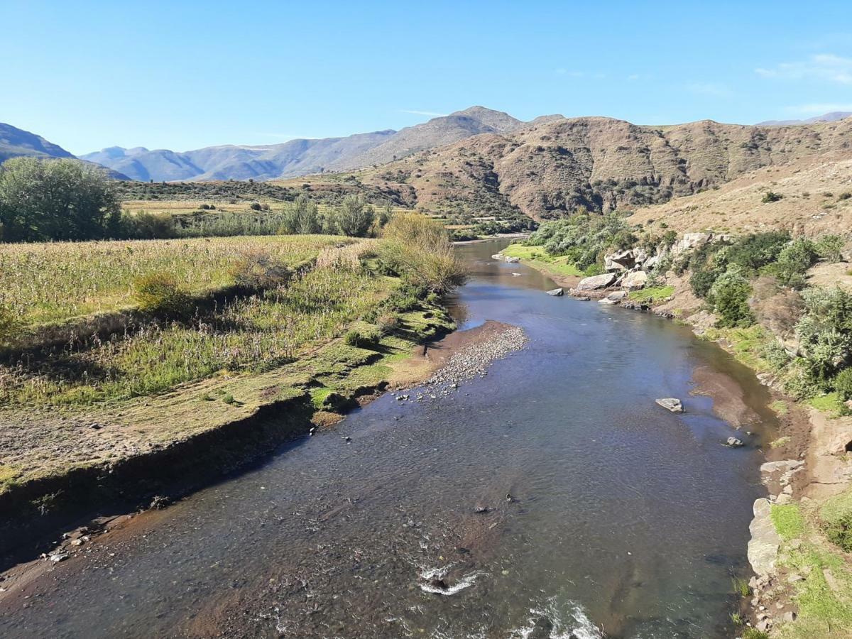 Twin Peaks Cottages And Horse Trekking Maseru Ngoại thất bức ảnh
