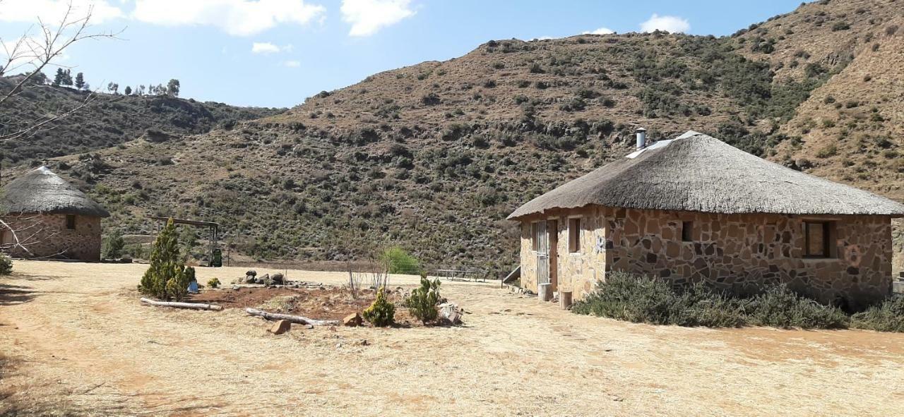 Twin Peaks Cottages And Horse Trekking Maseru Ngoại thất bức ảnh